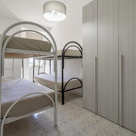 Mariantonietta Apartment *