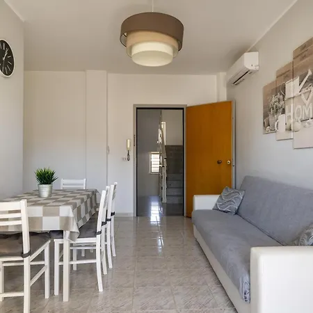 Mariantonietta Torre Canne
